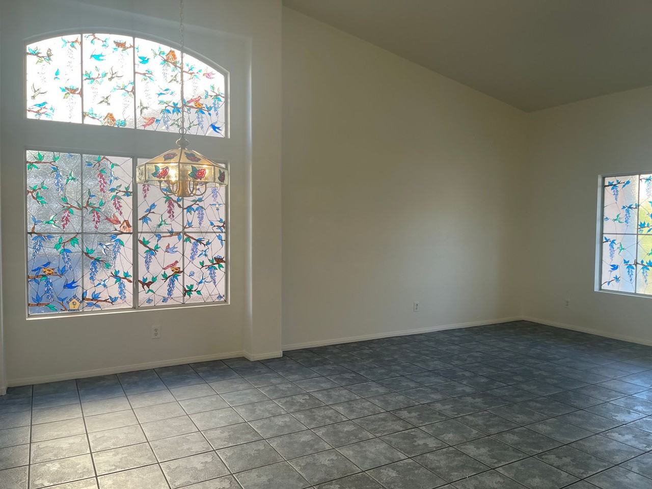 1889 Blue Ribbon Dr - Photo 7 of 13