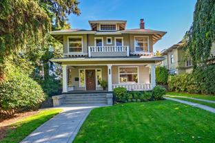 938 18th Ave E - Photo 1 of 1