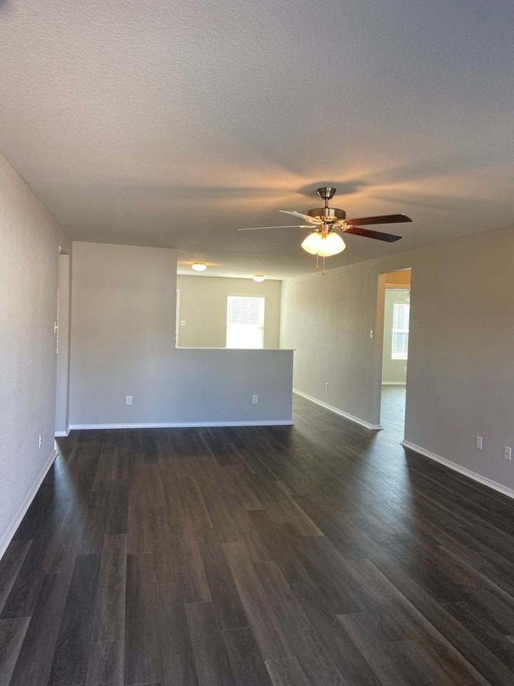 1665 Ryder St - Photo 5 of 20