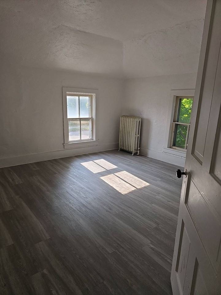 503 Prospect Ave - Photo 6 of 22
