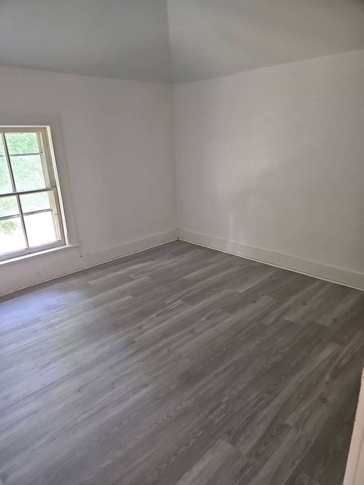 503 Prospect Ave - Photo 7 of 22