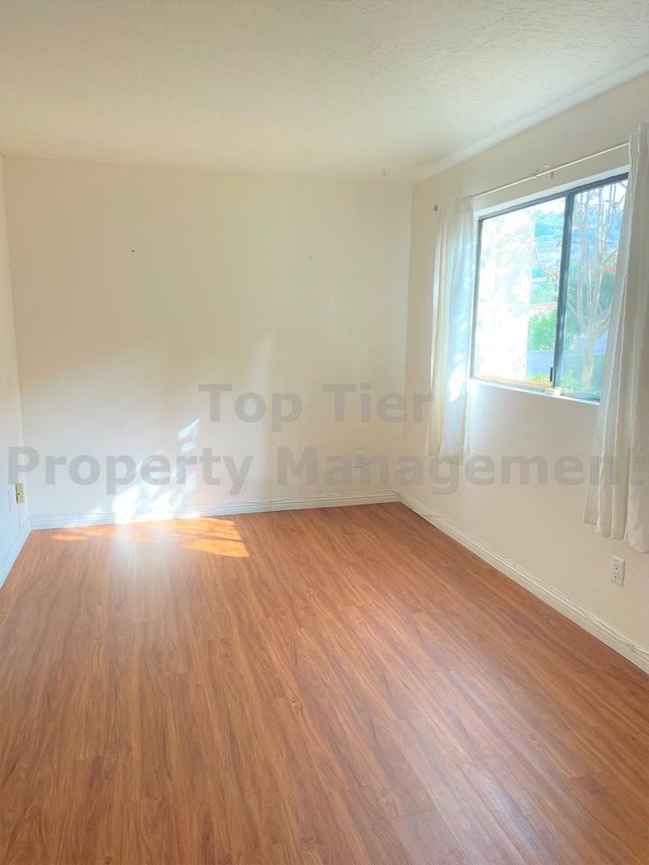 2364 Altisma Way #C - Photo 4 of 34
