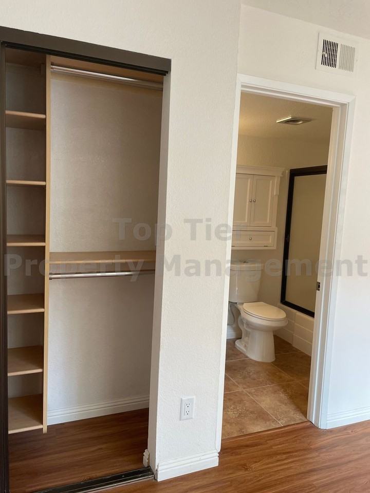 2364 Altisma Way #C - Photo 6 of 34