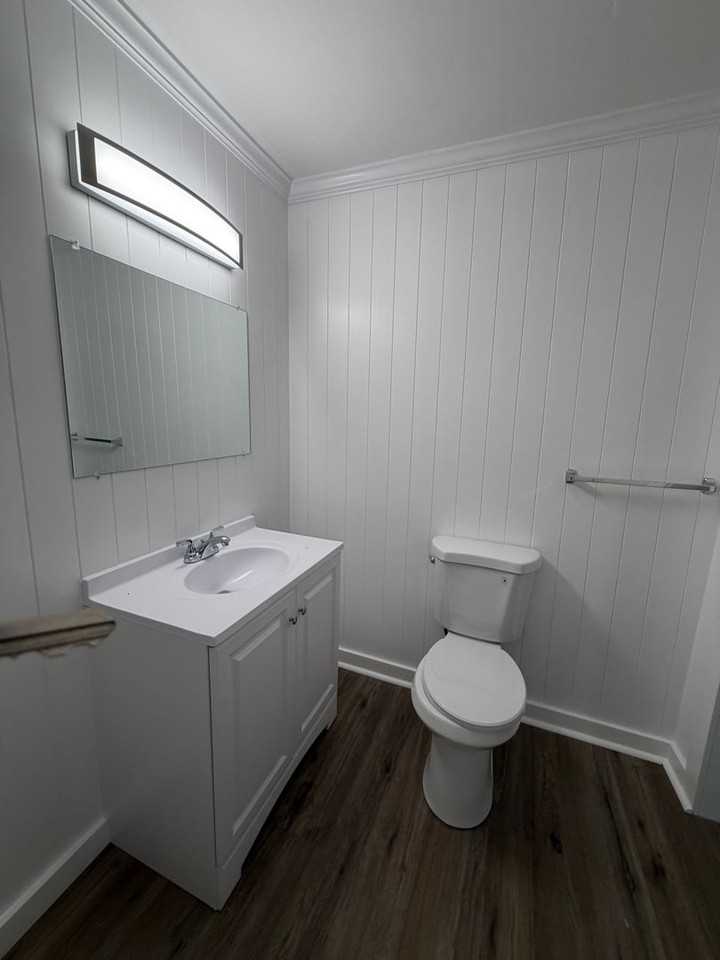 293 Main St - Photo 6 of 9