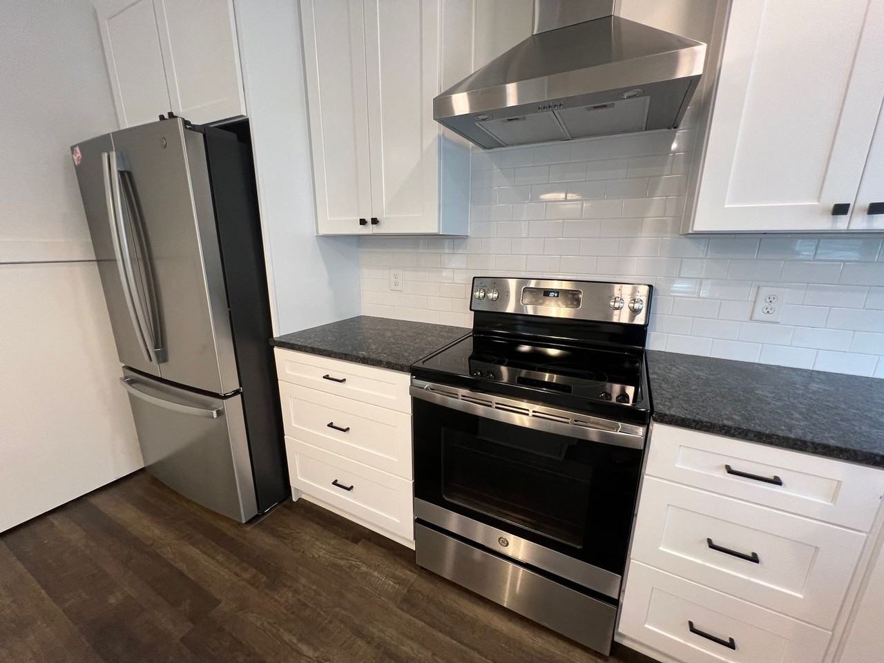 523 N Ross St - Photo 6 of 27
