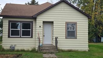 1301 E Oakland Ave - Photo 1 of 1