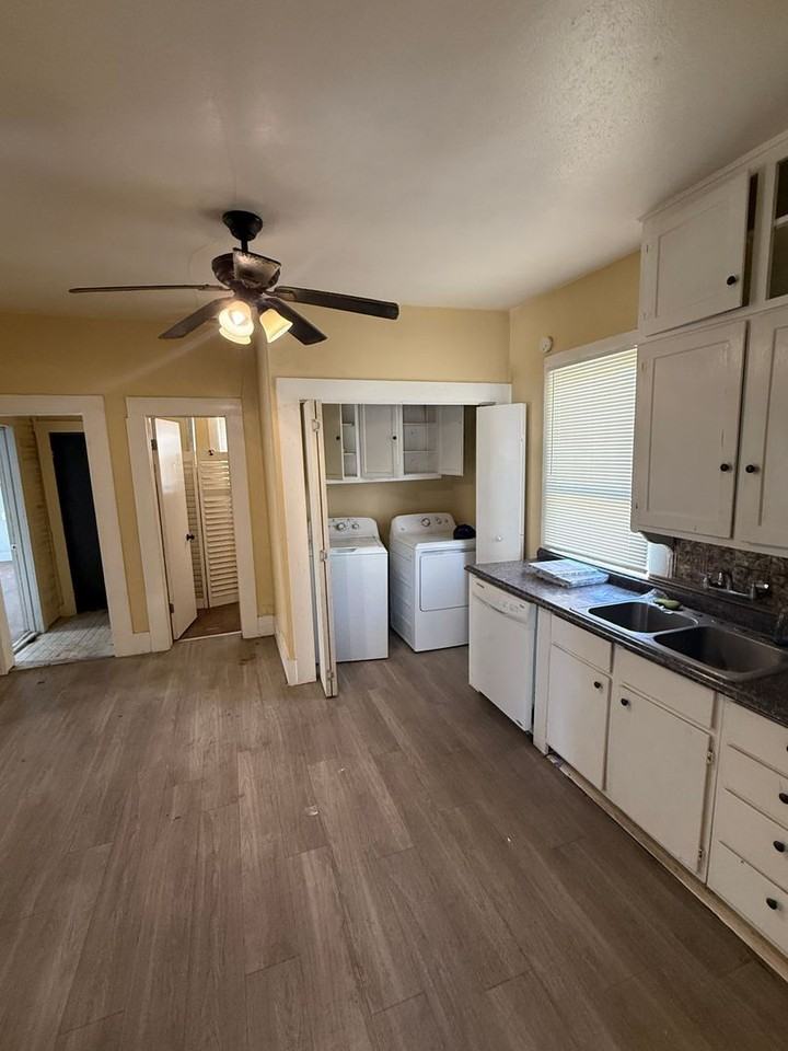 2319 15th St Frnt - Photo 6 of 11