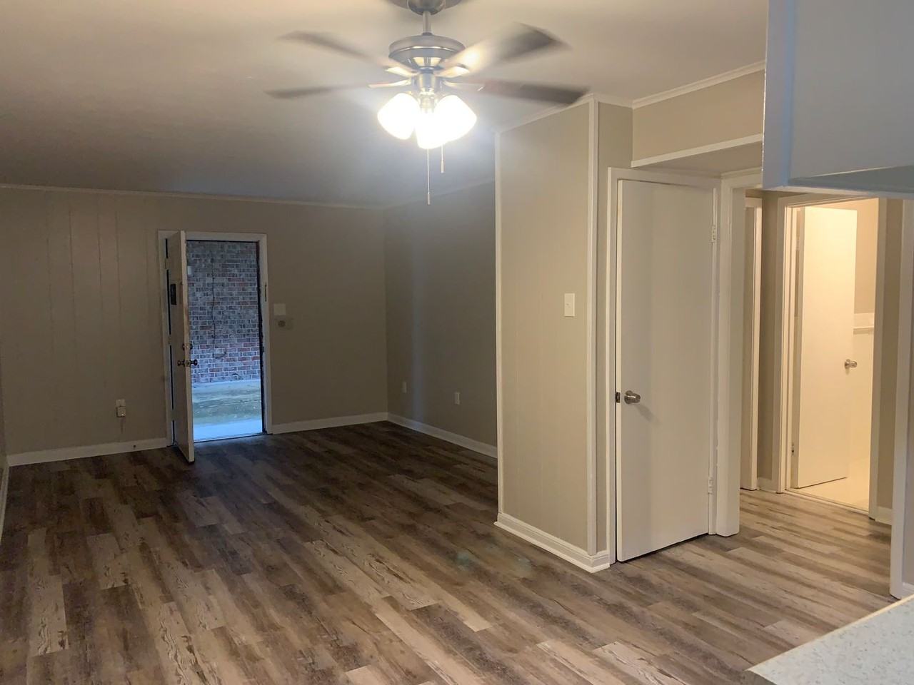 Rivertree Apartments - Photo 4 of 31