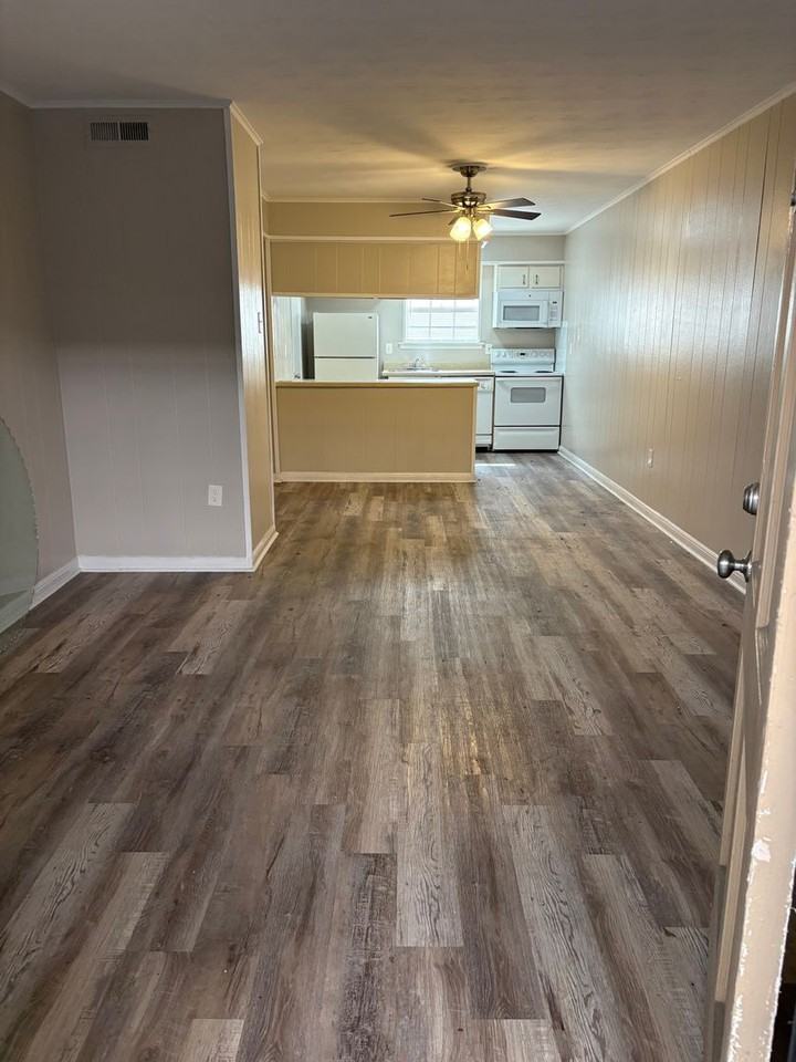 Rivertree Apartments - Photo 6 of 31