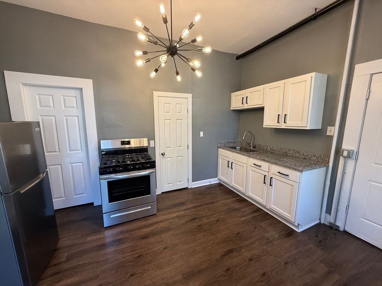 2584 W. McMicken - Photo 2 of 8