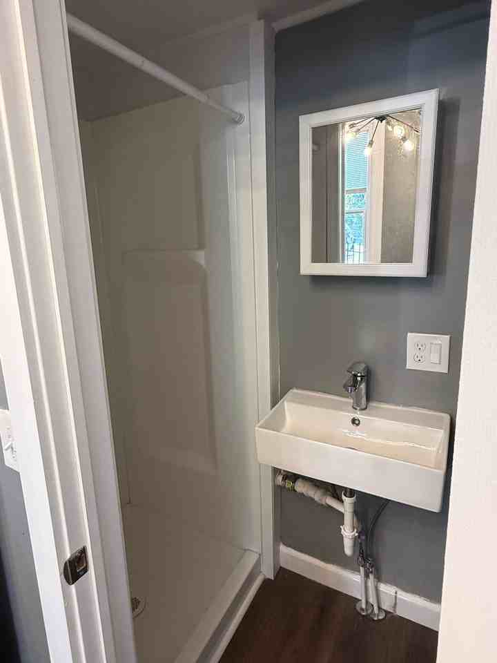 2584 W. McMicken - Photo 6 of 8