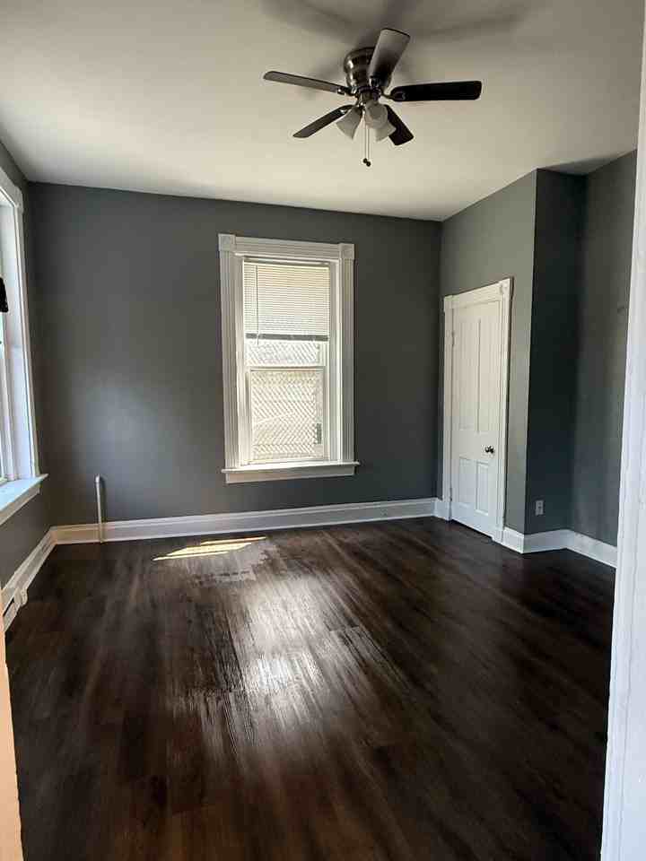 2584 W. McMicken - Photo 7 of 8