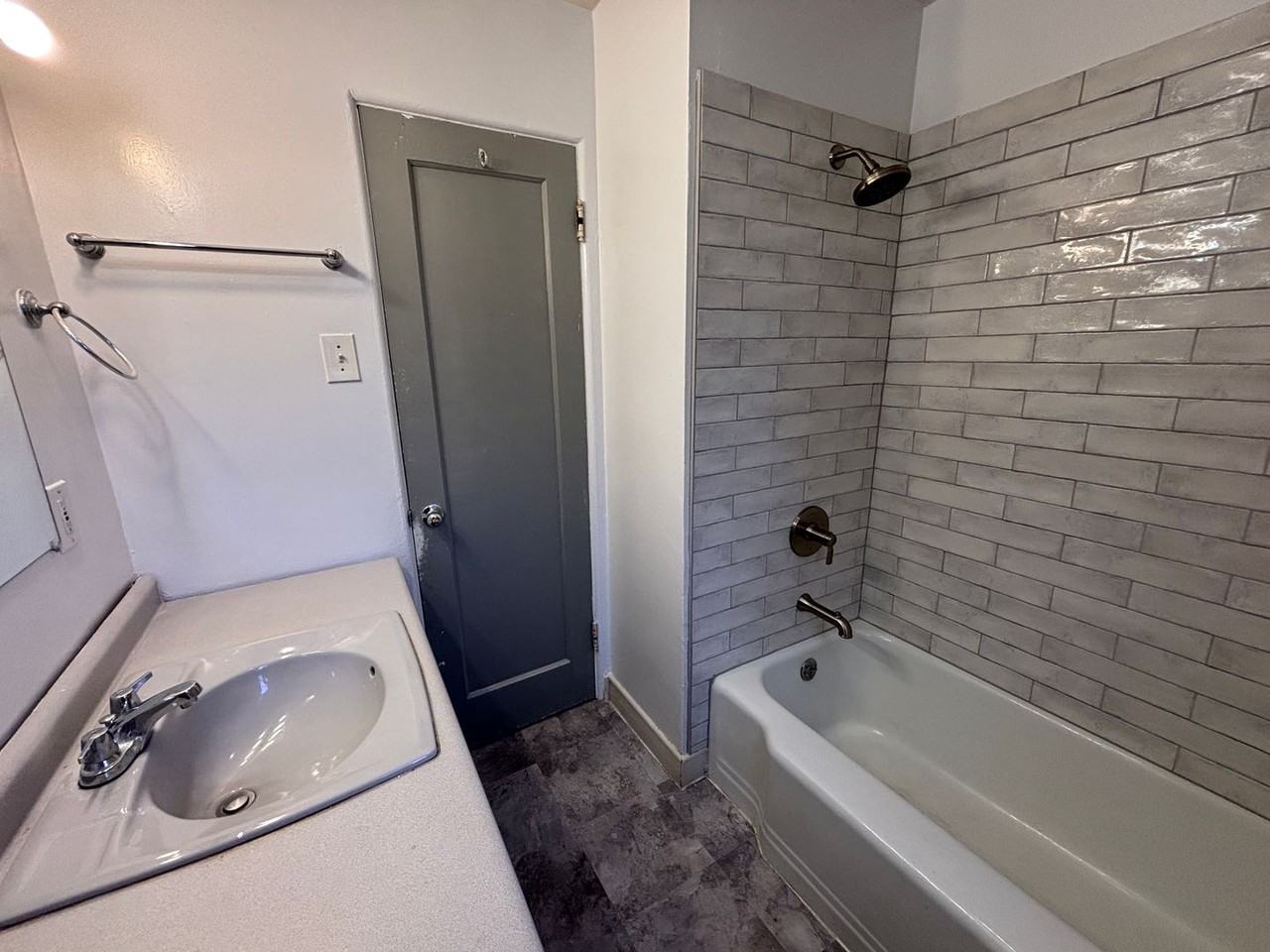 1233 Elmira St - Photo 4 of 13
