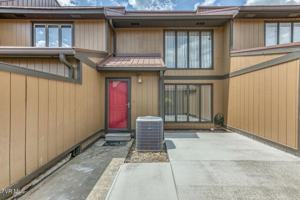 featured image of 520 Fleetwood Ct