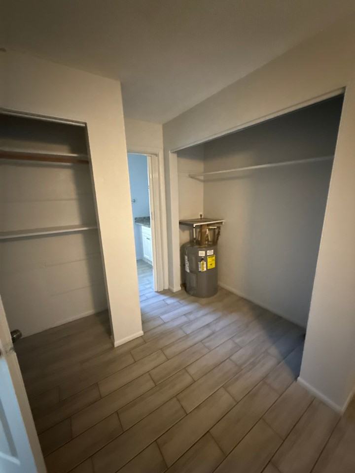2038 Waltman St - Photo 3 of 7