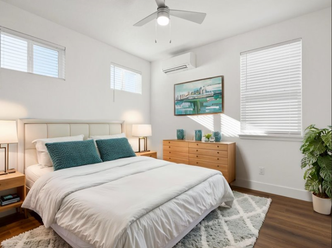 1664 Thea Ave #B - Photo 3 of 7
