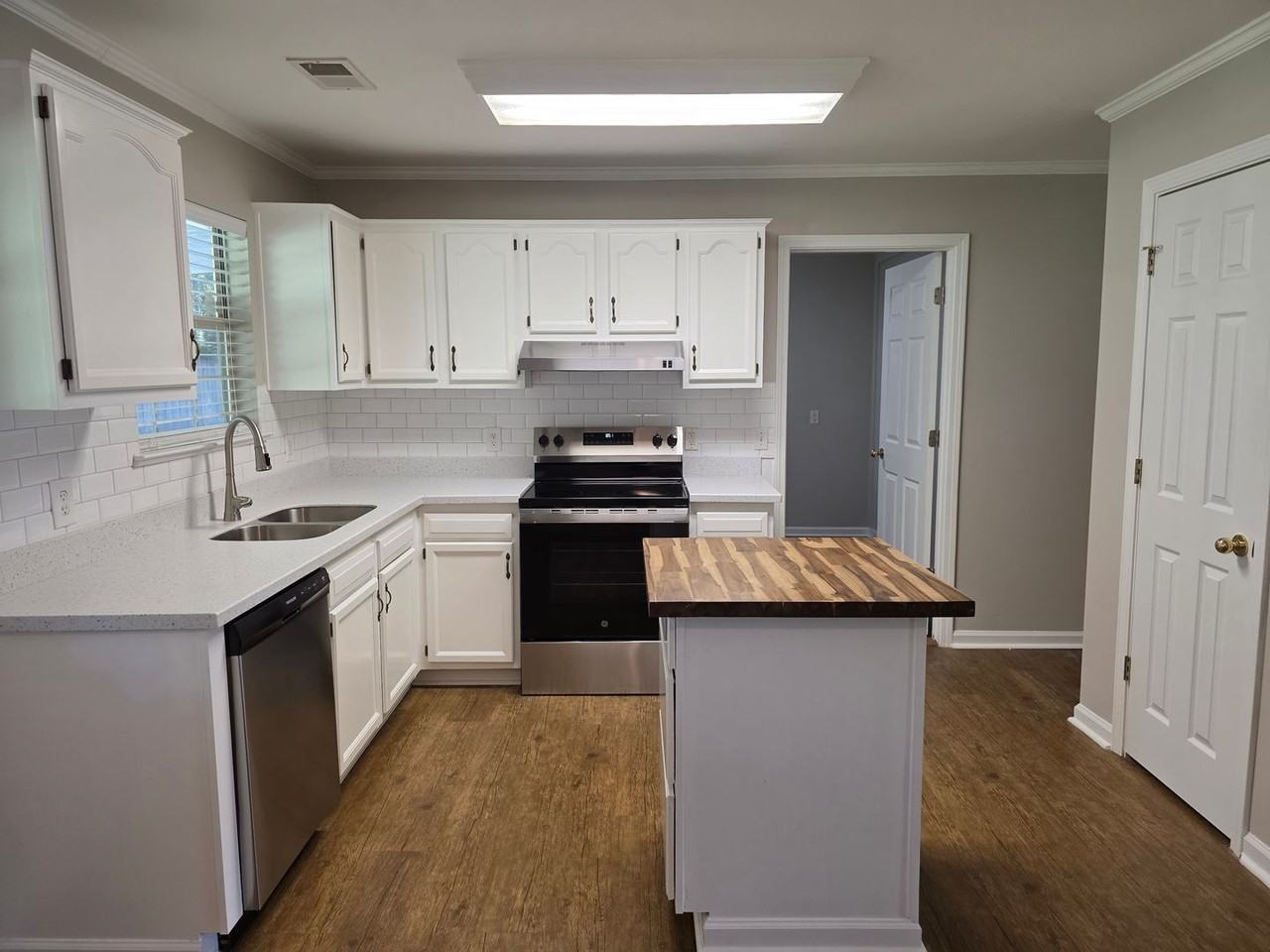 109 Ashley Dr - Photo 7 of 25