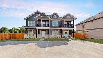 featured image of 912 Montclair Ave