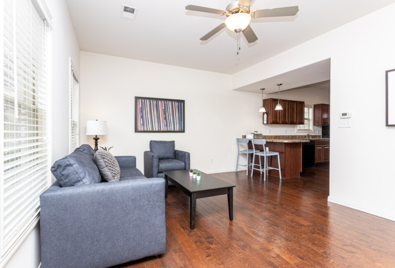 Burley Townhomes - Photo 6 of 22