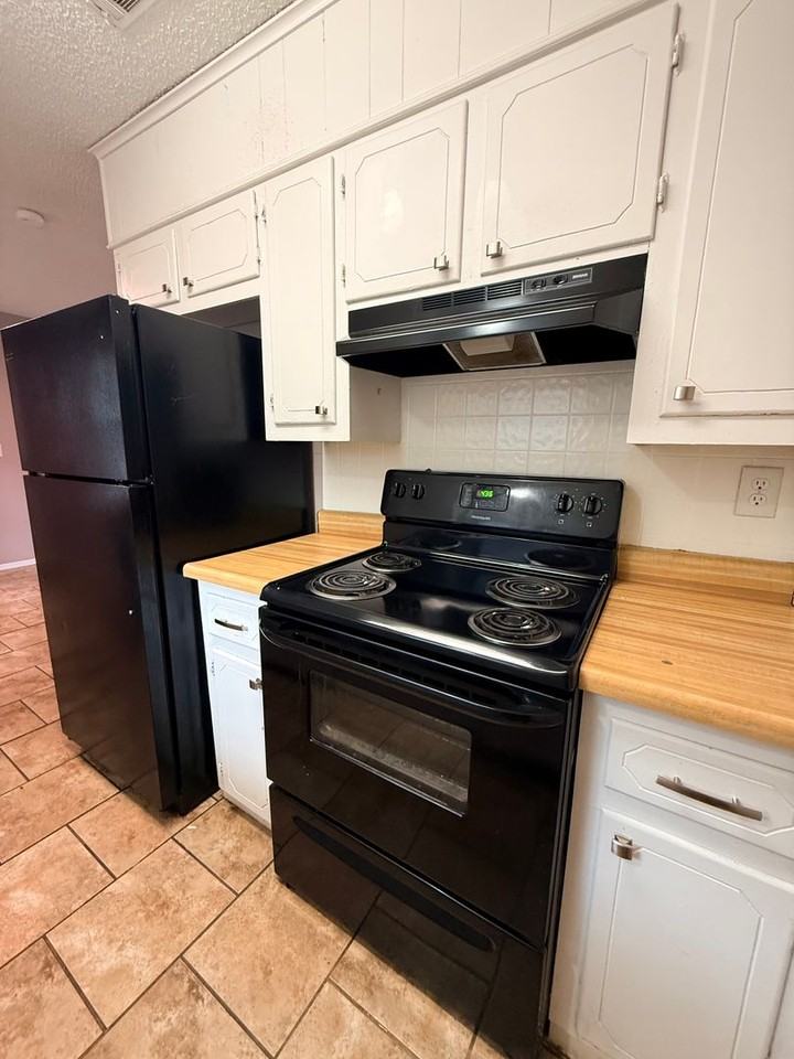 670 Magnolia Loop - Photo 7 of 16