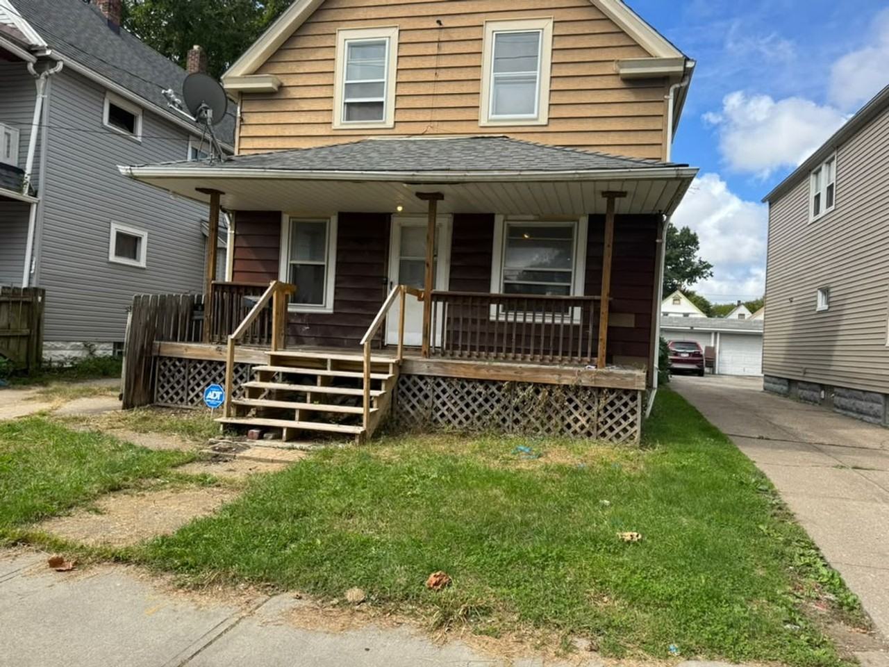 3642 W 46th St - Photo 2 of 19