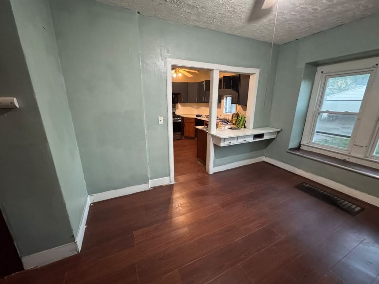 3642 W 46th St - Photo 6 of 19