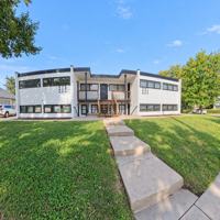 featured image of 875 N 25th St