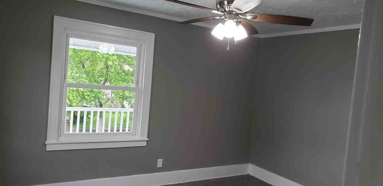 1029 S Buckeye St - Photo 6 of 11