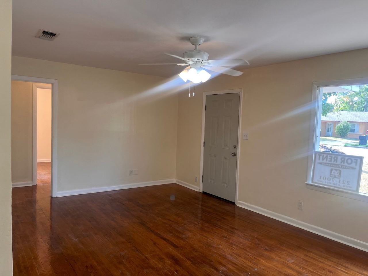 3237 Murphy St - Photo 4 of 18
