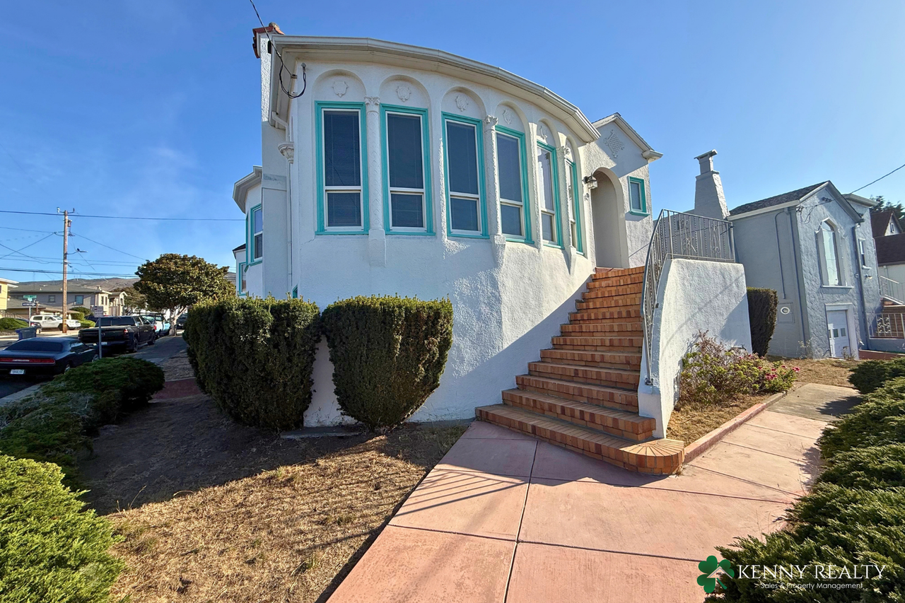 840 Grand Ave - Photo 2 of 30