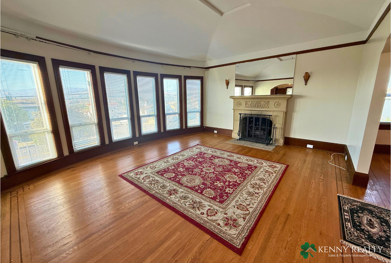 840 Grand Ave - Photo 4 of 30