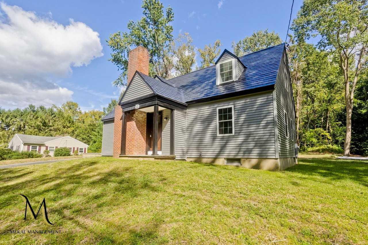28 Hillside Ave - Photo 3 of 34