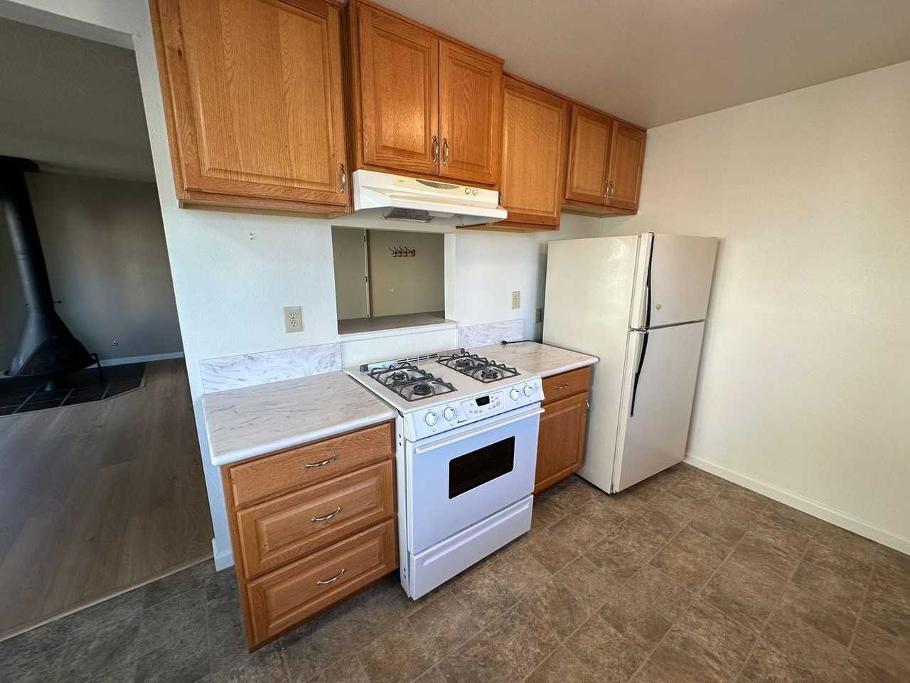 745 Pacific St - Photo 3 of 20