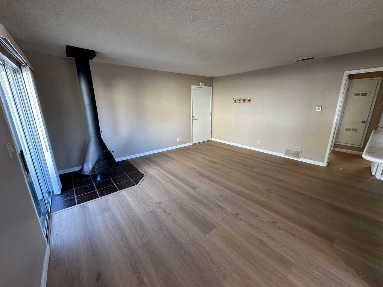 745 Pacific St - Photo 7 of 20