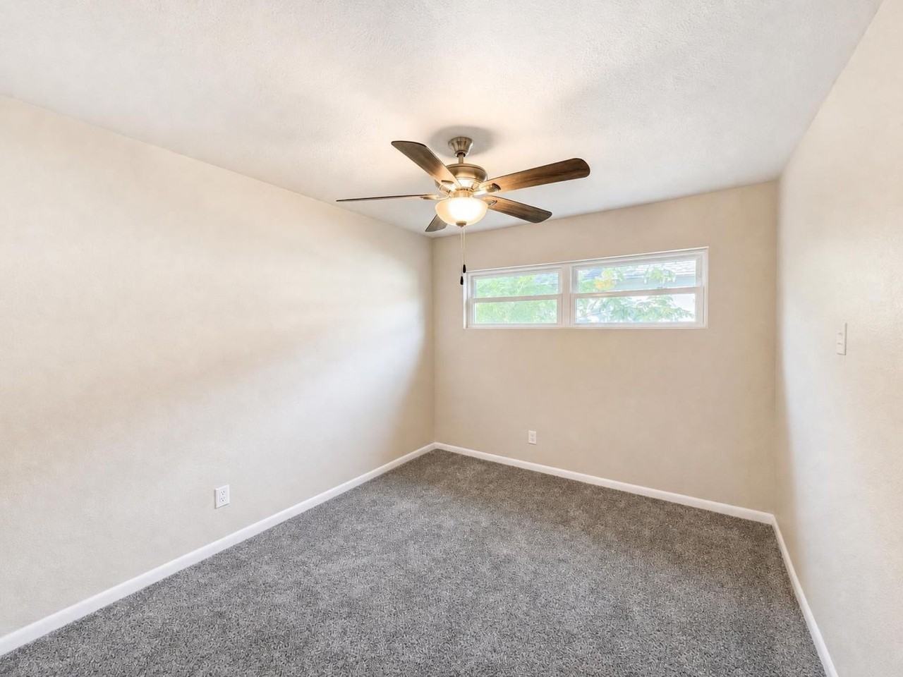 1412 E Baltimore Ave - Photo 4 of 16