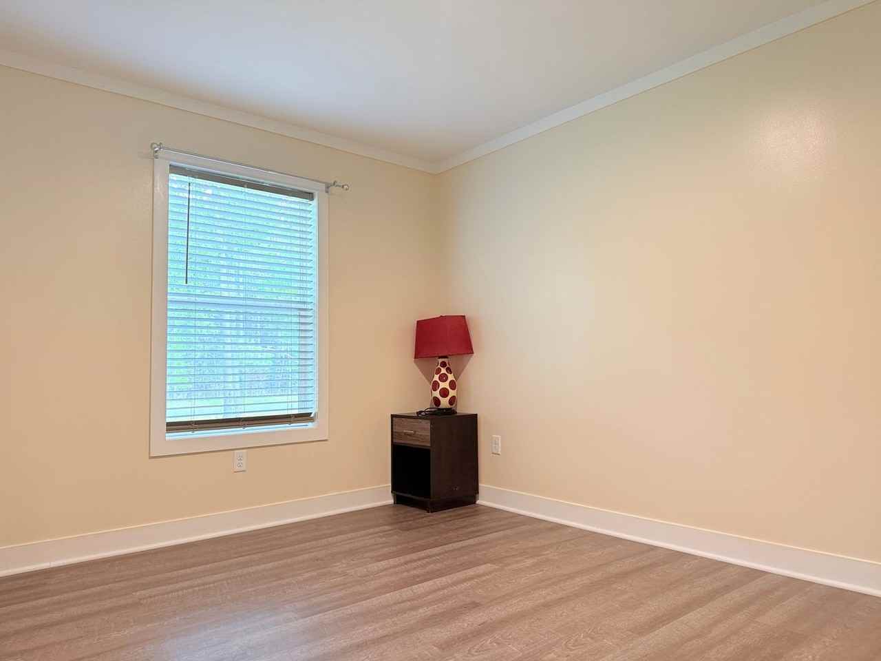 19050 Savannah Rd - Photo 6 of 13
