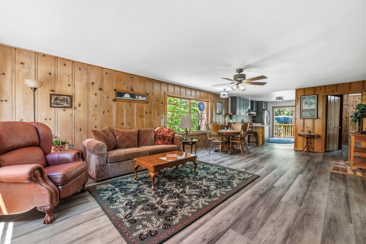 22859 Miners Ave #B - Photo 3 of 23