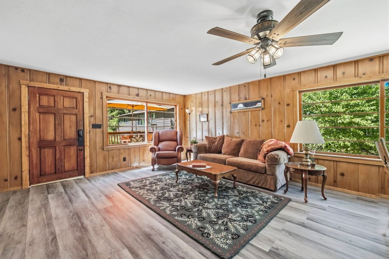 22859 Miners Ave #B - Photo 6 of 23