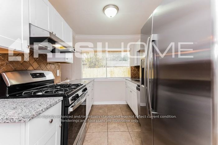 1422 High Meadow Cir - Photo 3 of 16