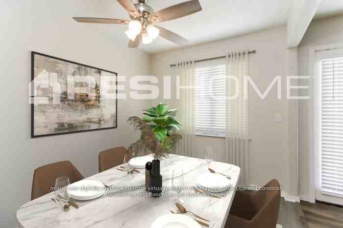 8713 Hillridge Dr - Photo 4 of 18