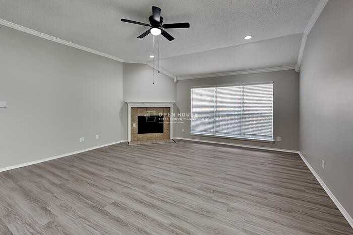 8908 Saranac Trl - Photo 4 of 20