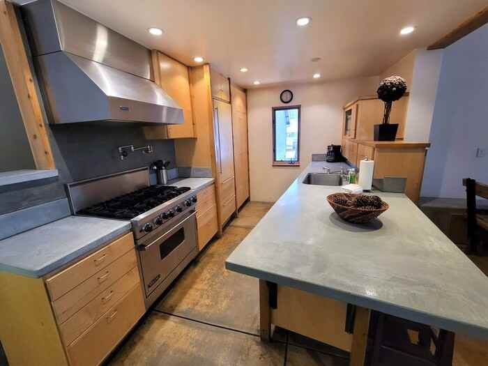 39046 Robin Rd - Photo 6 of 18