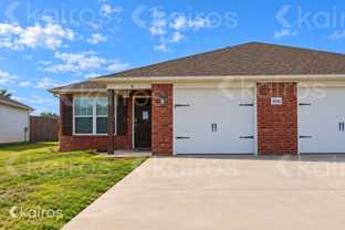 3900 E Thomas St #A - Photo 1 of 1