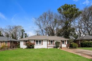 featured image of 1695 Valencia Rd