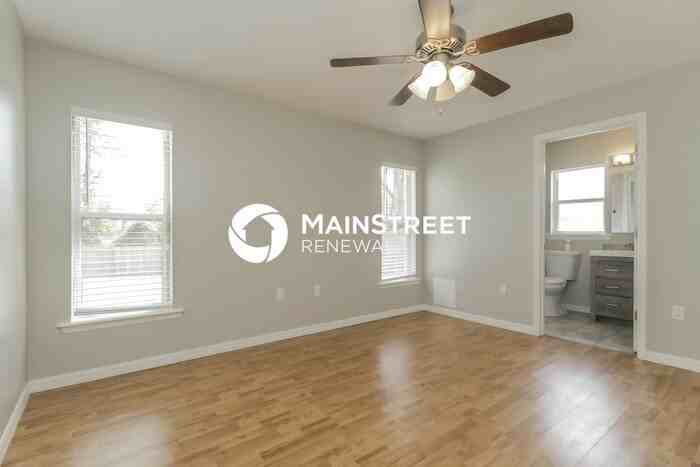 3037 Branchville Dr - Photo 7 of 16