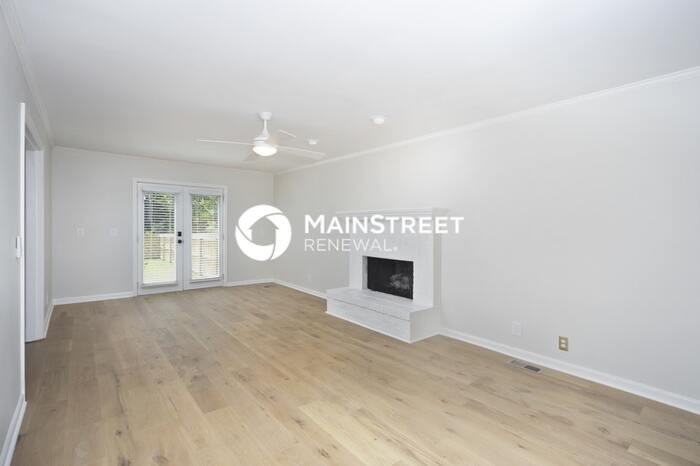 230 Gloucester St - Photo 2 of 20