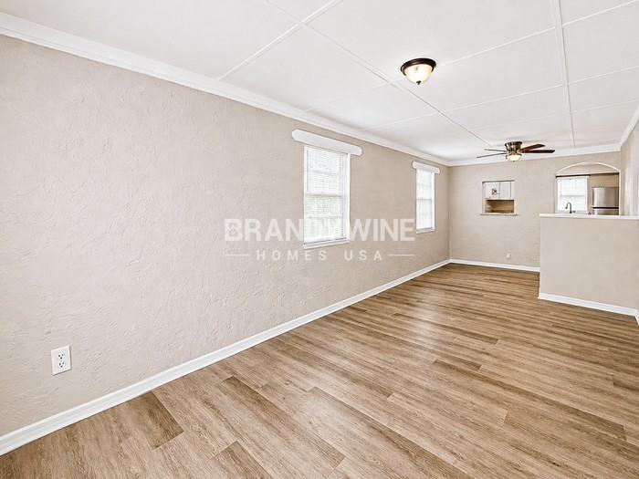 3815 Carroway St - Photo 4 of 25