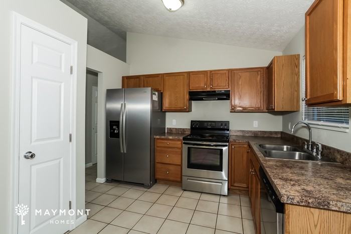 8257 Rose Petal Dr - Photo 4 of 13