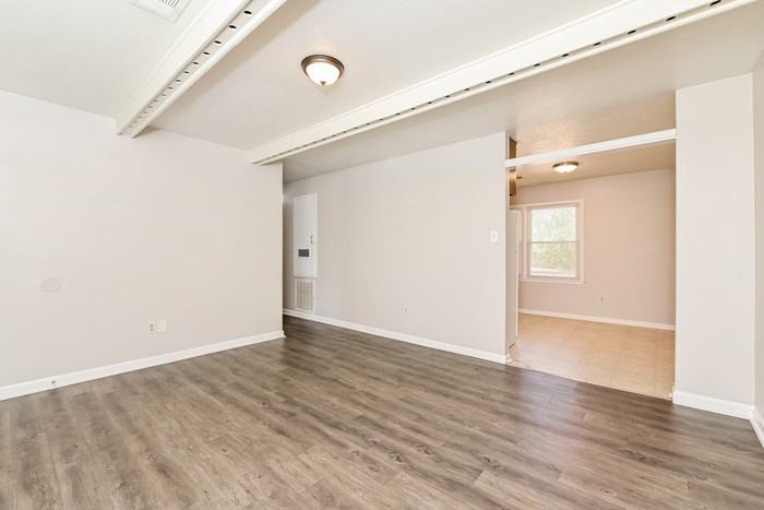 105 Hidden Pines Dr - Photo 5 of 15