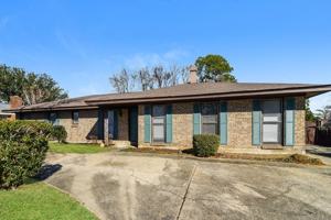 featured image of 3411 Royal Carriage Dr